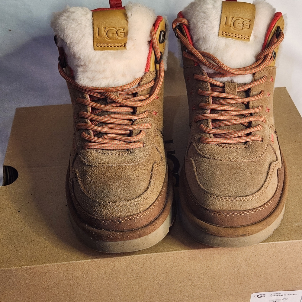 UGG Brown Suede Boots with Shearling Lining